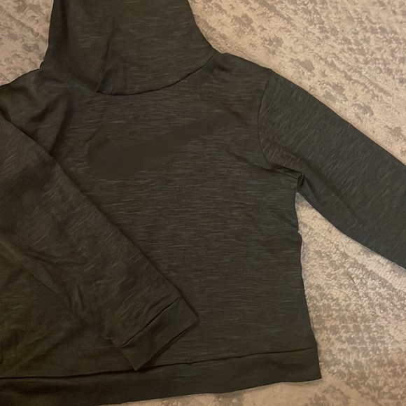 Boys Nike Dri Fit Pullover 3T - Picture 3 of 3